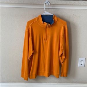 Long sleeve pullover